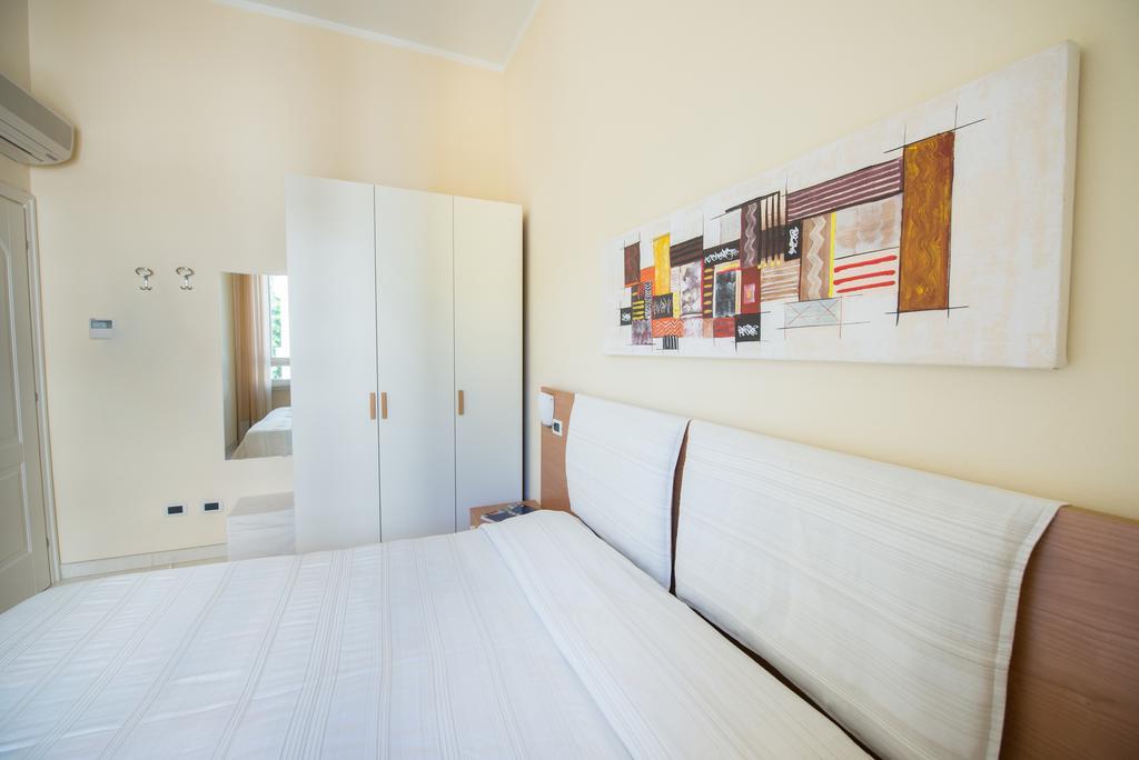 Residence Colombo Viareggio Zewnętrze zdjęcie