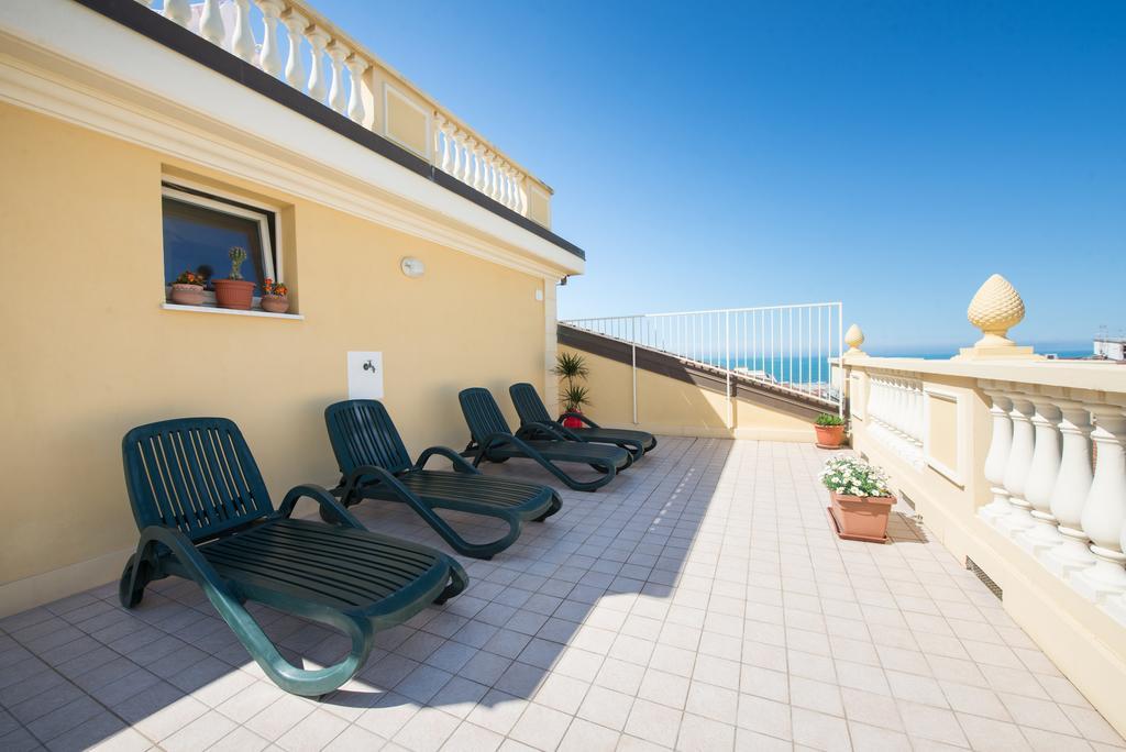 Residence Colombo Viareggio Zewnętrze zdjęcie